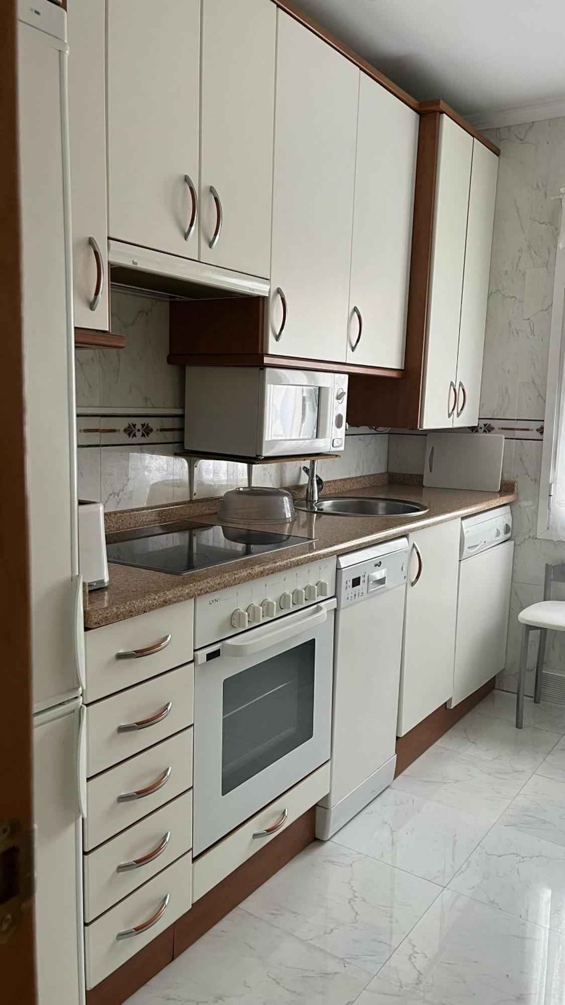 Vivienda Al Pie Del Castillo Burgo Esterno foto